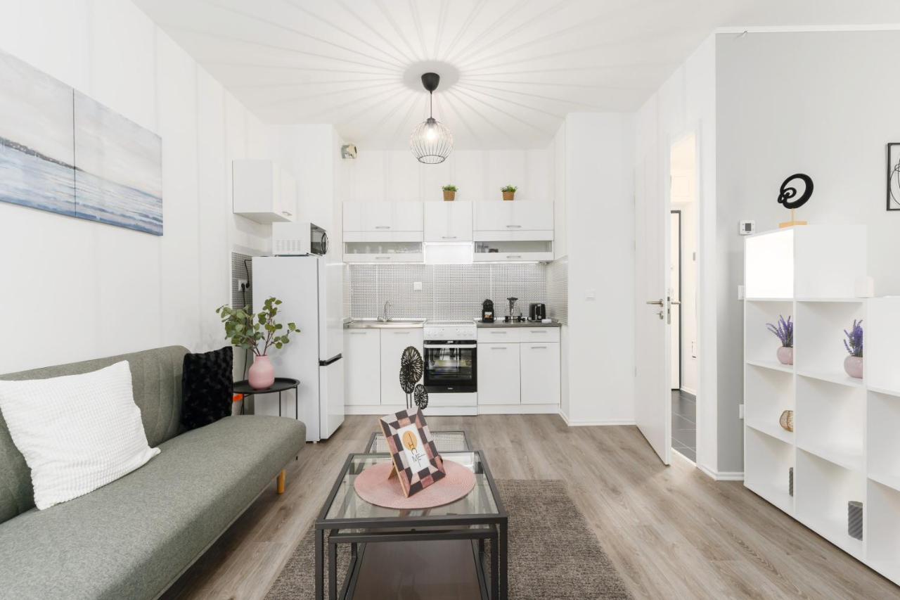 Sweet & Spicy - Brand New Apartment With Balcony Budapeste Exterior foto